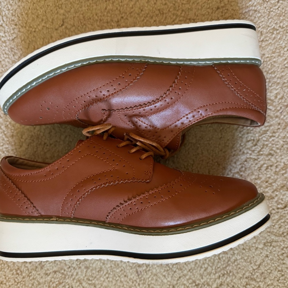 Women’s Brown Leather Shoes